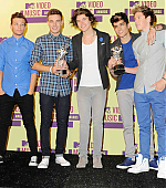 099.jpg