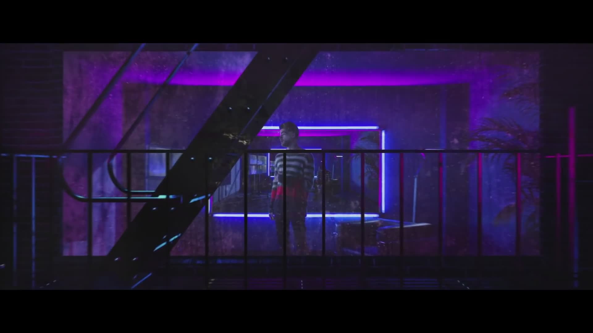 0002.jpg
